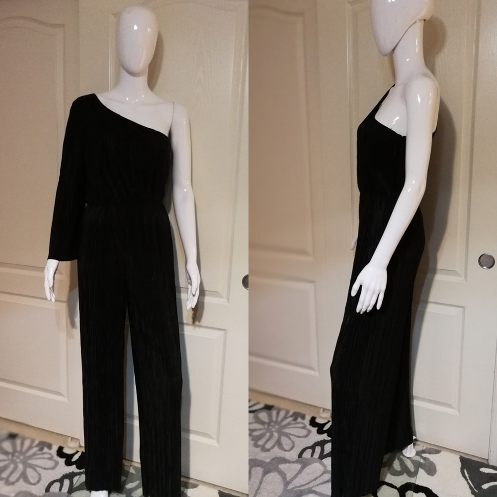 Alice+Olivia Keiko Pleated  One Shoulder Jumpsuit - Picture 2 of 7